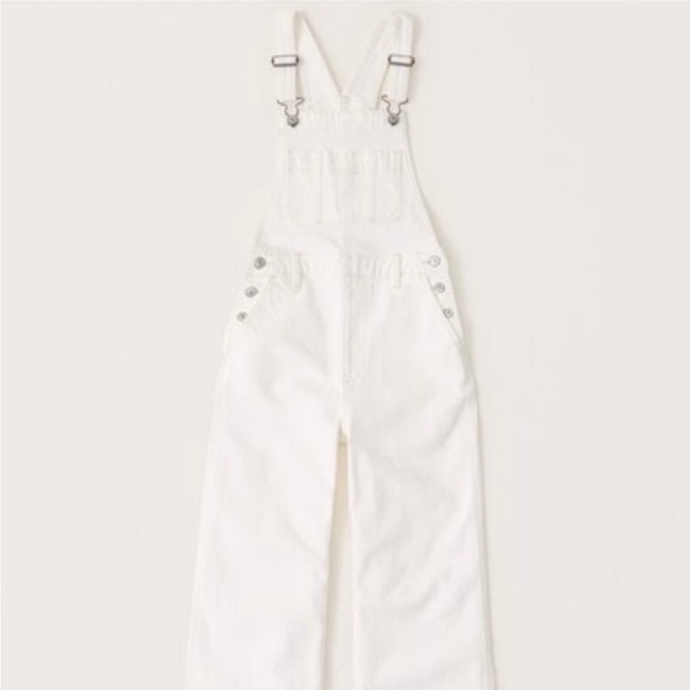 Abercrombie and Fitch white overalls. Medium & Large BNWT